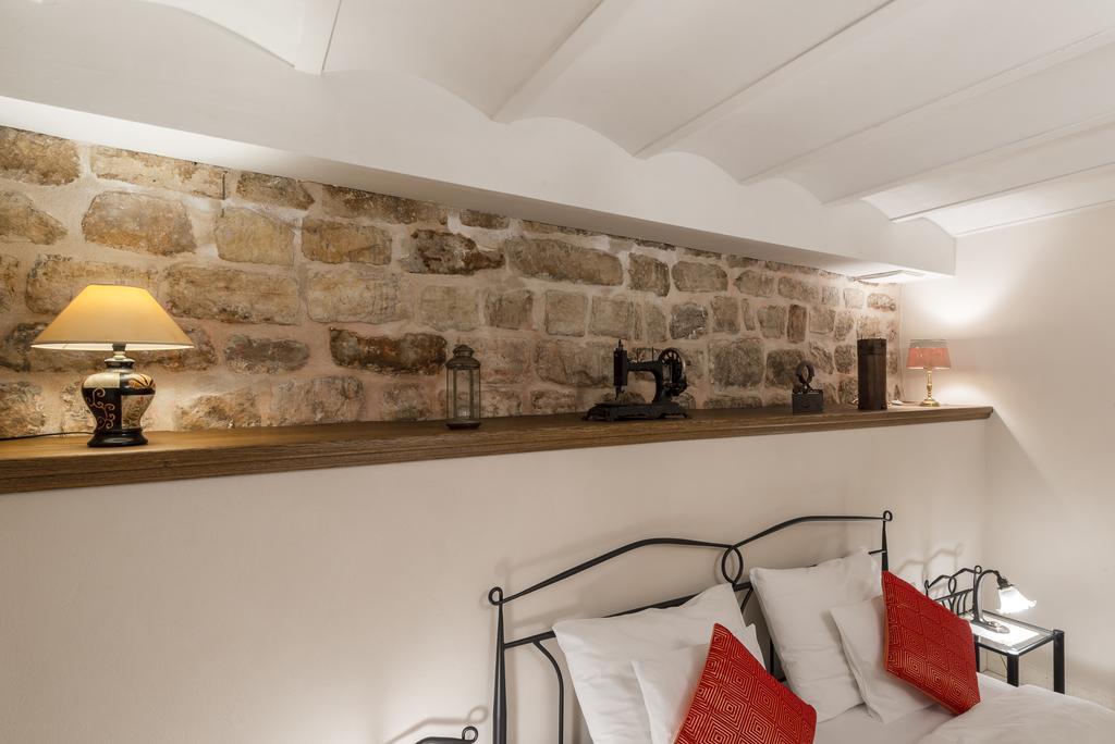 Holiday Home City Walls Хвар Экстерьер фото