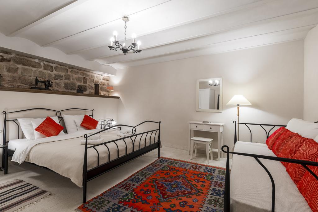 Holiday Home City Walls Хвар Экстерьер фото
